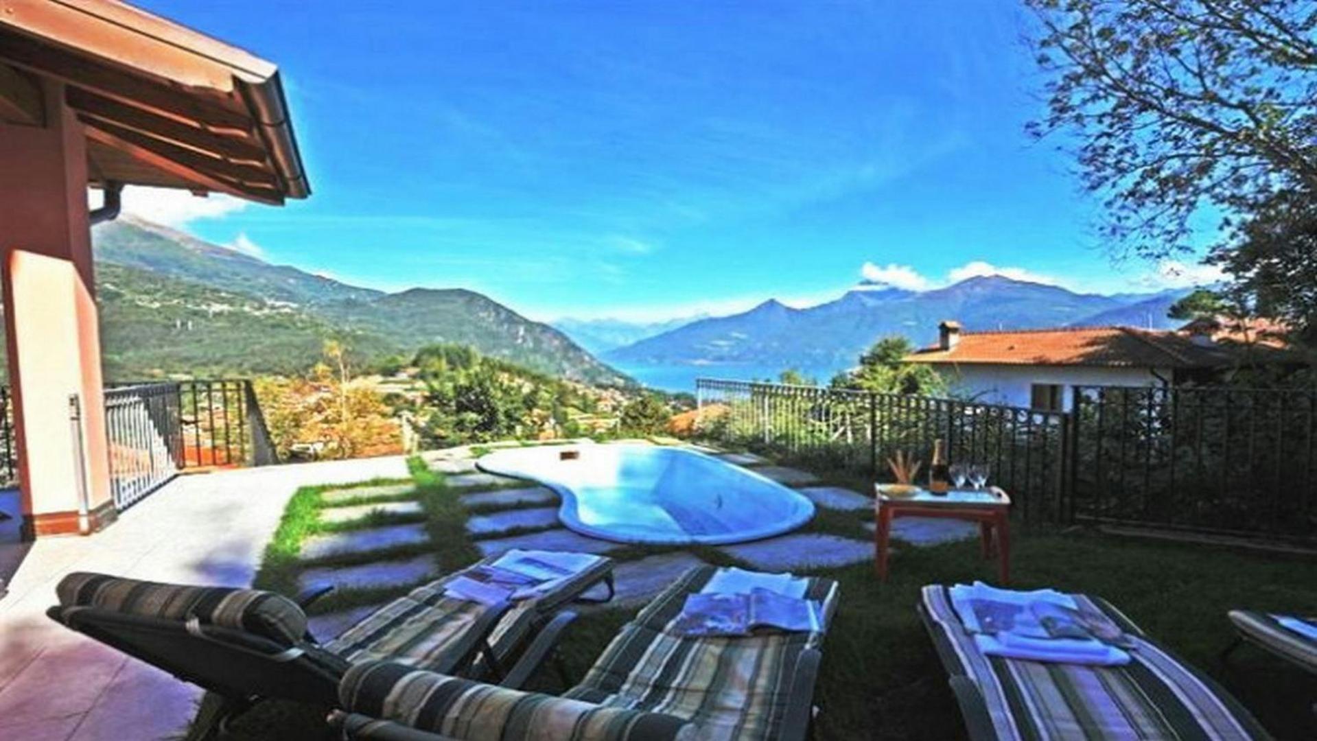 Villa Clubhouse à Menaggio Extérieur photo