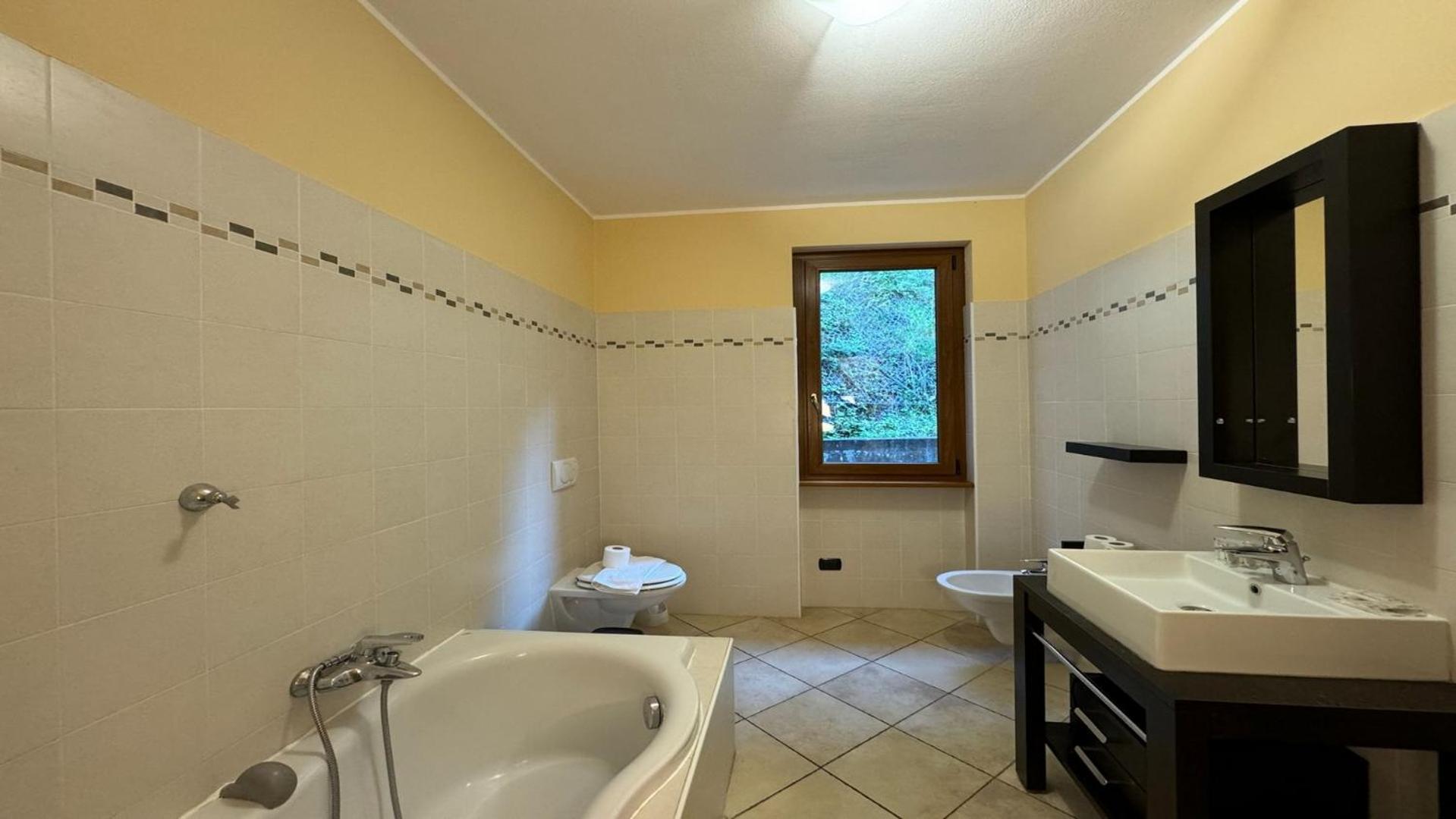 Villa Clubhouse à Menaggio Extérieur photo